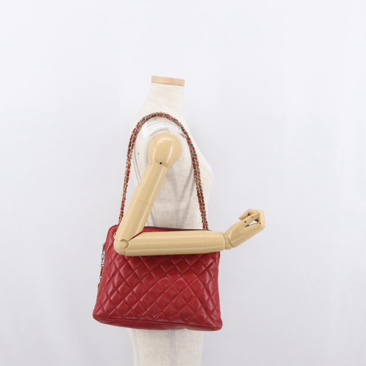 CHANEL Matelasse Chain Shoulder Bag Leather Red Gold CC Auth 169739