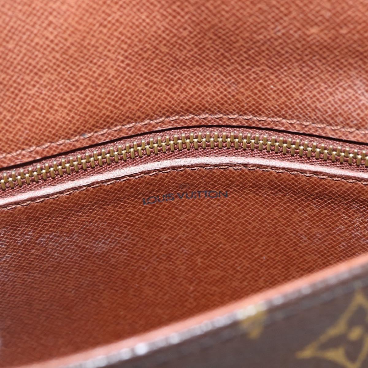 LOUIS VUITTON Monogram Saint Cloud MM Shoulder Bag M51243 LV Auth 169871