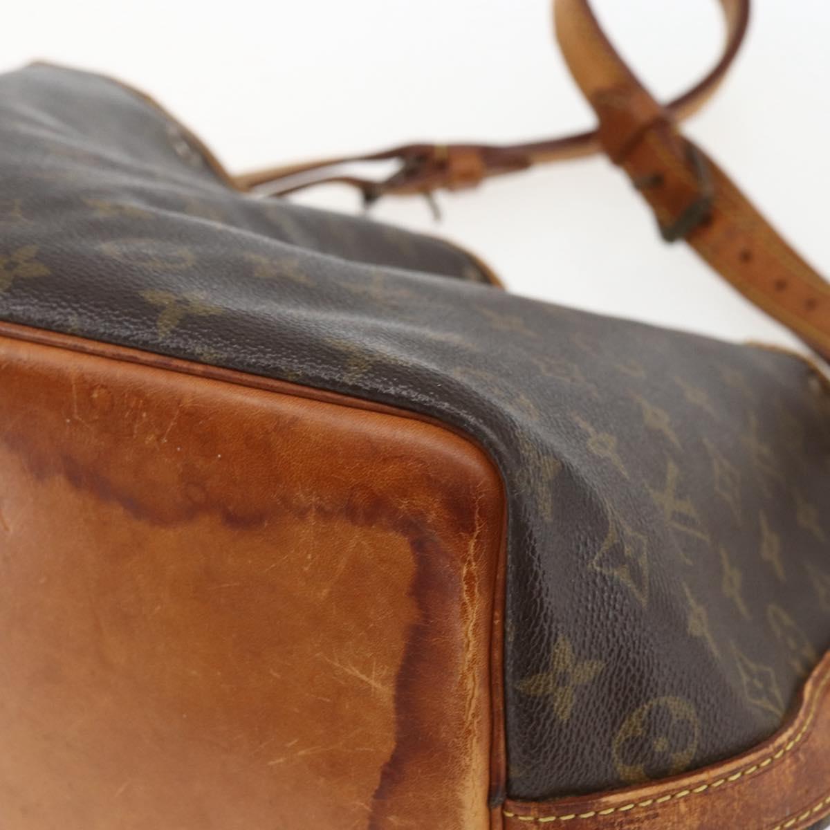 LOUIS VUITTON Monogram Petit Noe Shoulder Bag M42226 LV Auth 170103