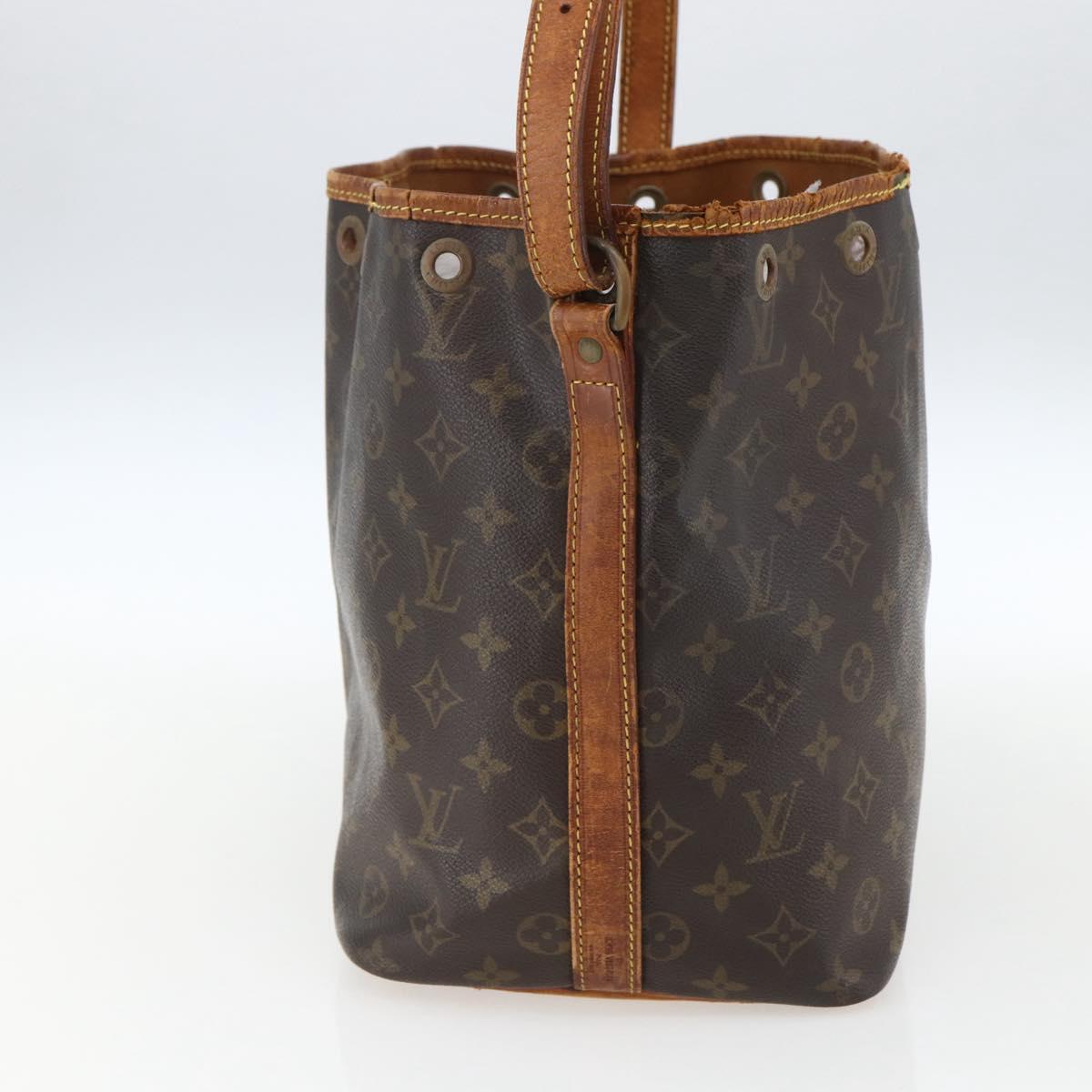 LOUIS VUITTON Monogram Petit Noe Shoulder Bag M42226 LV Auth 170103