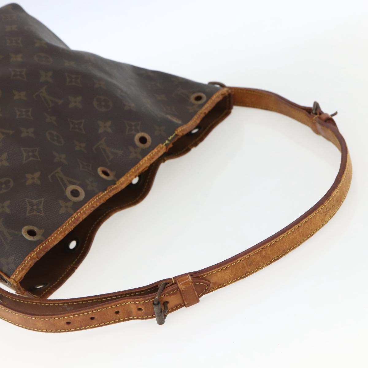 LOUIS VUITTON Monogram Petit Noe Shoulder Bag M42226 LV Auth 170103