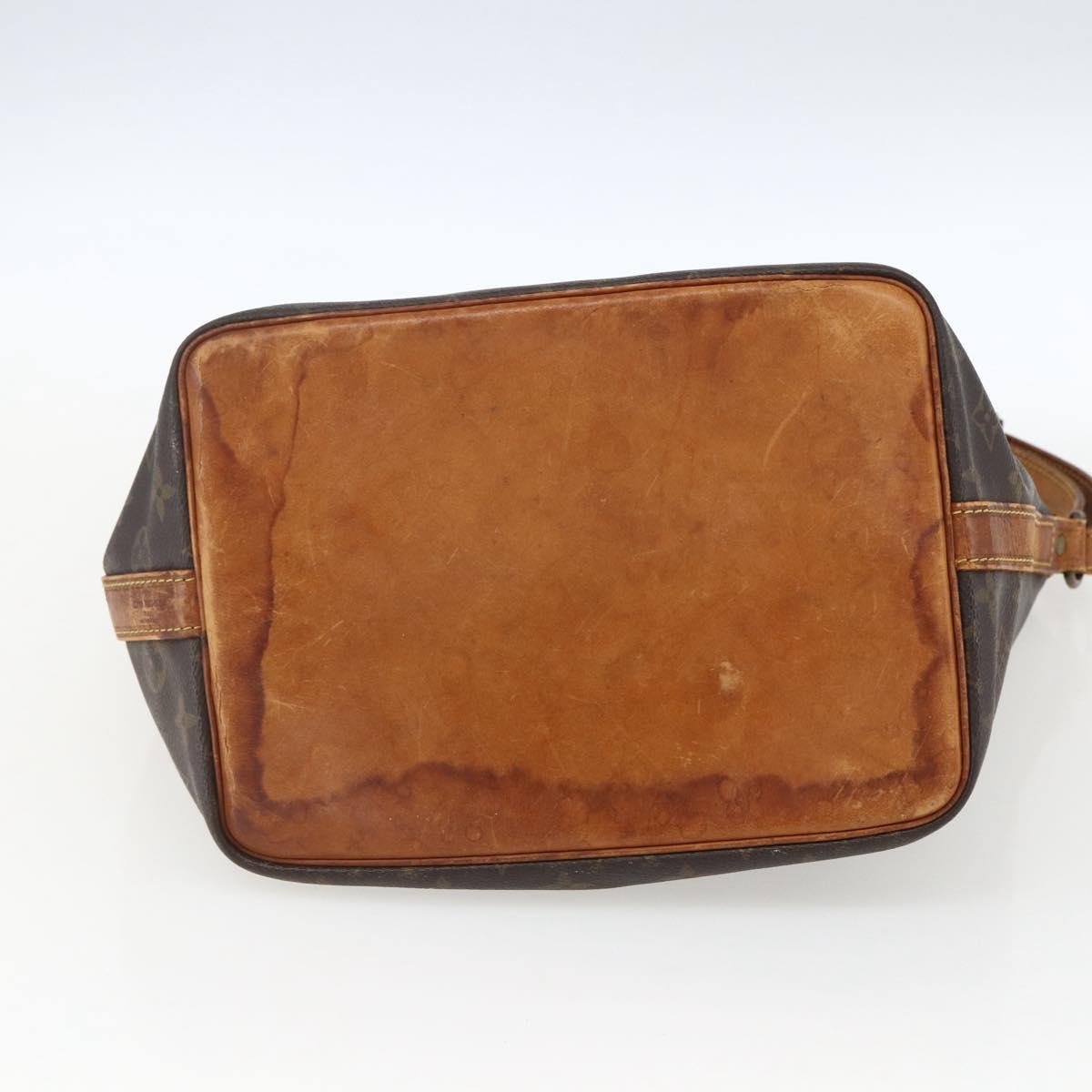 LOUIS VUITTON Monogram Petit Noe Shoulder Bag M42226 LV Auth 170103