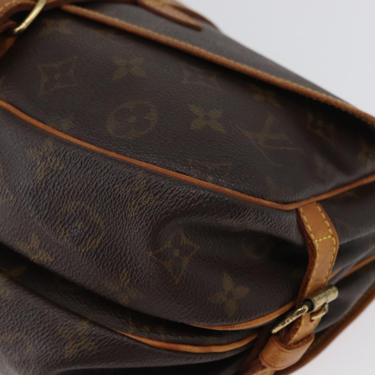 LOUIS VUITTON Monogram Saumur 30 Shoulder Bag M42256 LV Auth 170962