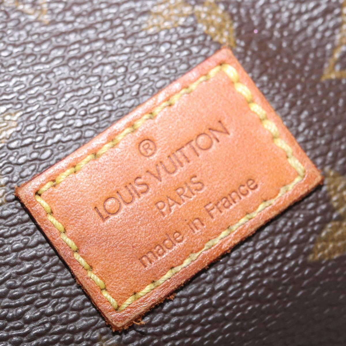 LOUIS VUITTON Monogram Saumur 30 Shoulder Bag M42256 LV Auth 170962