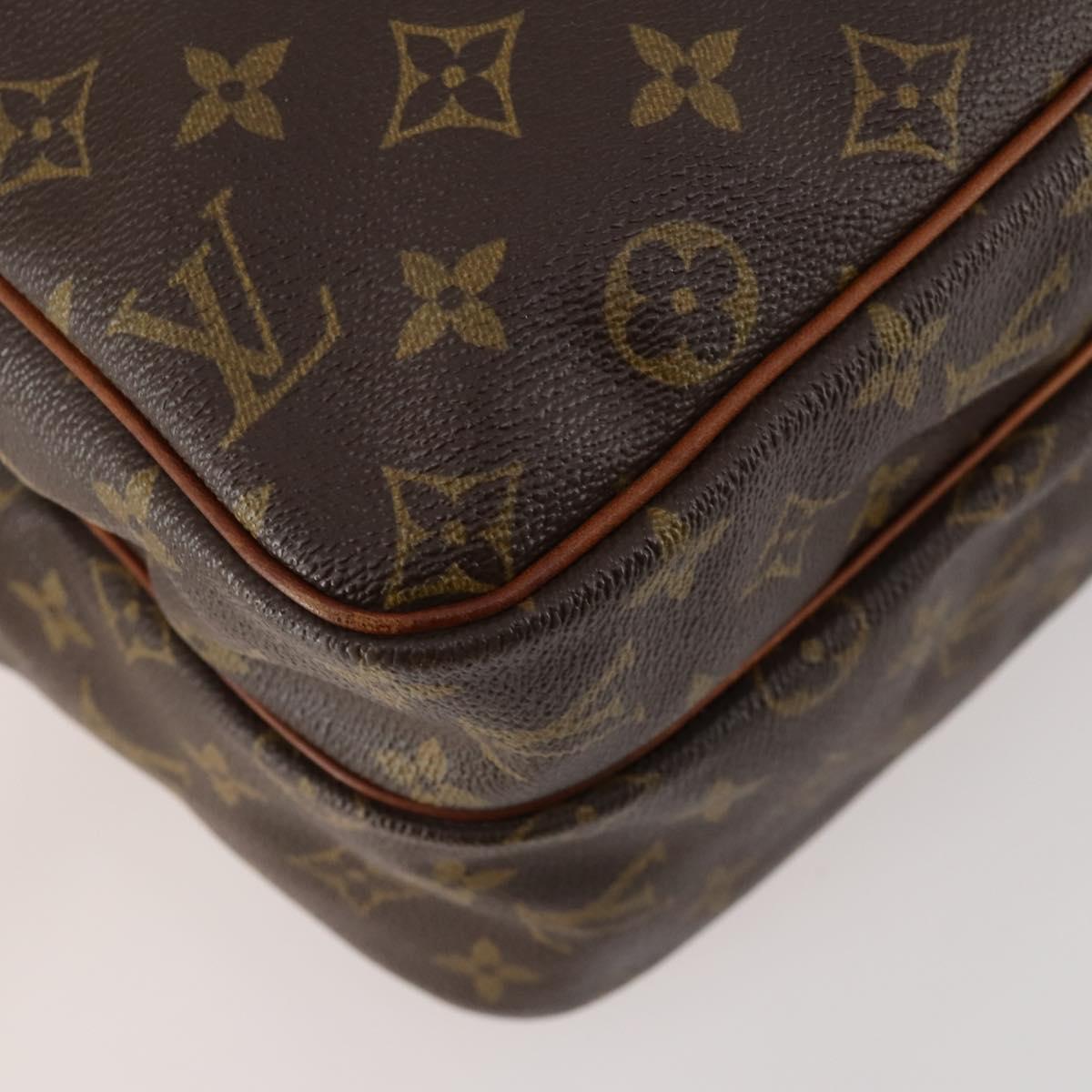 LOUIS VUITTON Monogram Reporter GM Shoulder Bag M45252 LV Auth 170965
