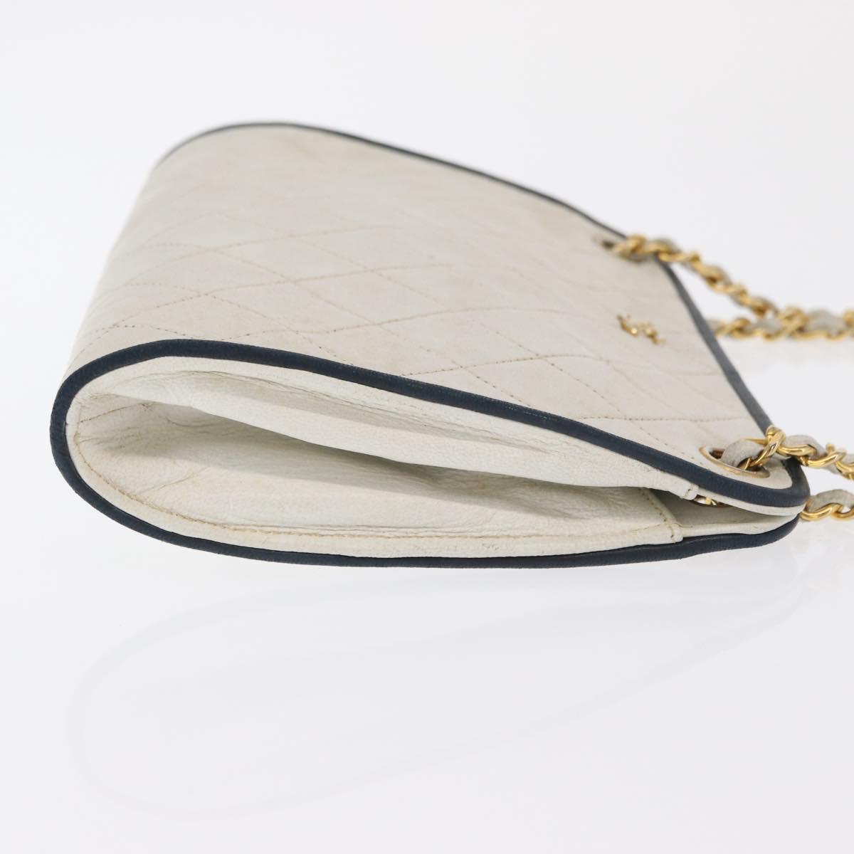 CHANEL Matelasse Chain Shoulder Bag Leather White Gold CC Auth 171161