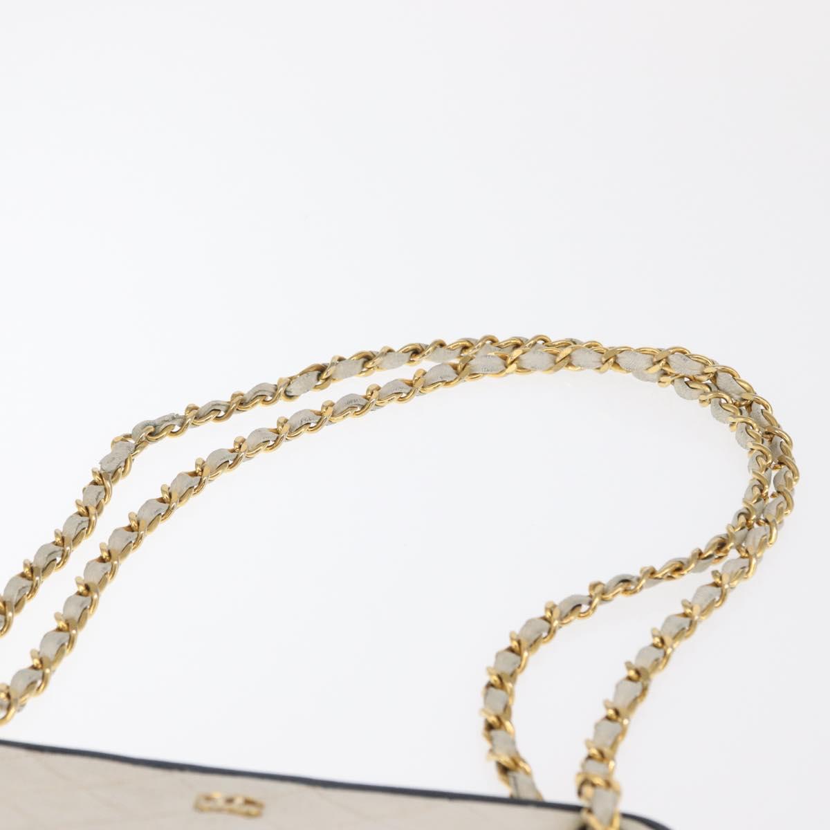 CHANEL Matelasse Chain Shoulder Bag Leather White Gold CC Auth 171161