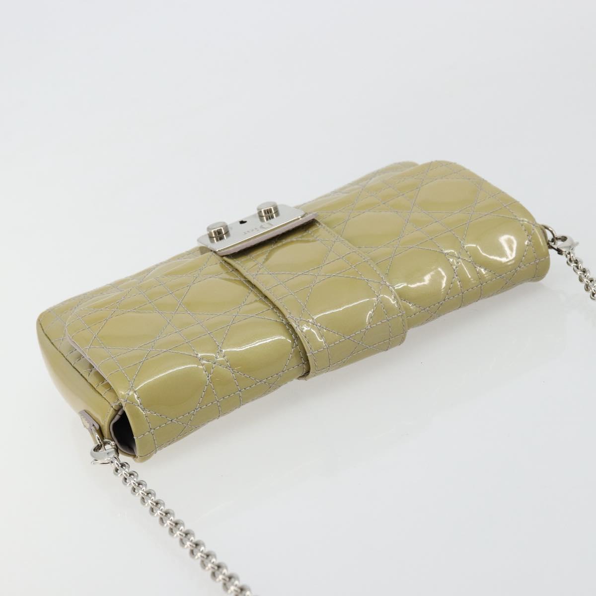 Christian Dior Chain Shoulder Bag Patent Leather Beige Silver Auth 171233