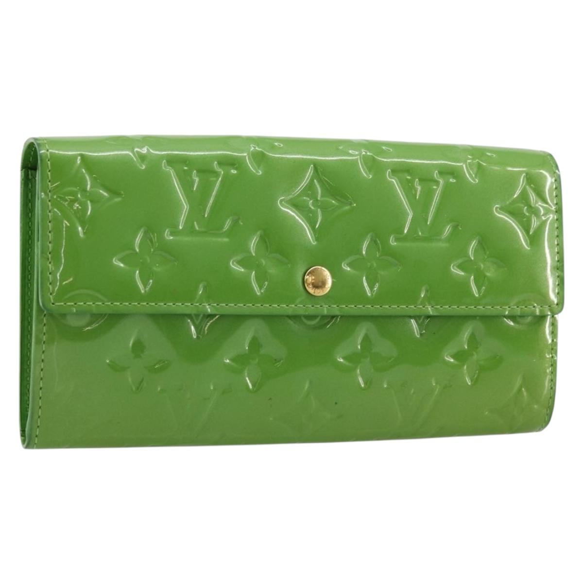 LOUIS VUITTON Vernis Portefeiulle Sarah Wallet Vert Tonic M93635 LV Auth 171237A
