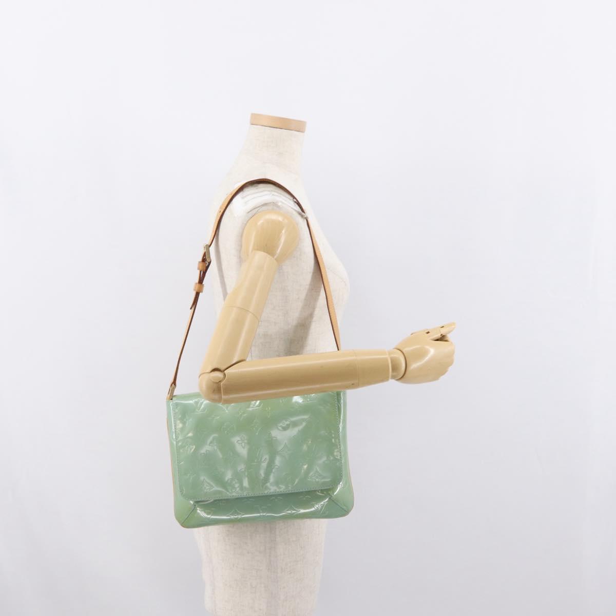 LOUIS VUITTON Monogram Vernis Thompson Street Bag Baby Blue M91009 Auth 171720