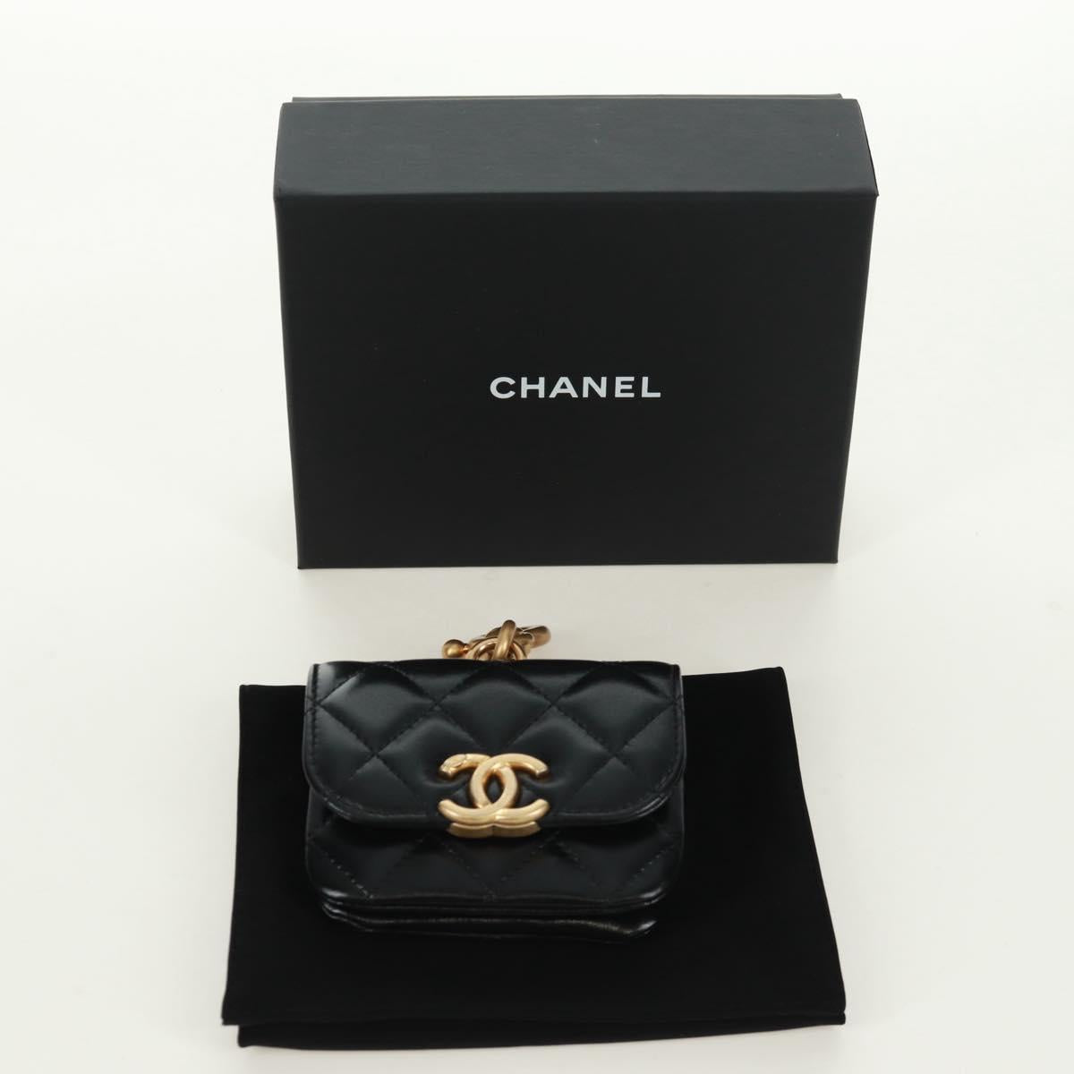 CHANEL Matelasse Pouch Leather Black Gold CC Auth 171856SAM