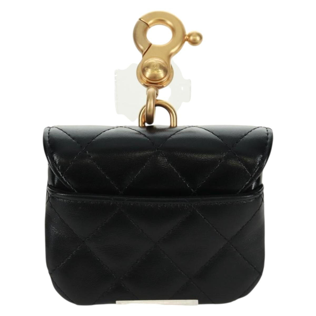 CHANEL Matelasse Pouch Leather Black Gold CC Auth 171856SAM