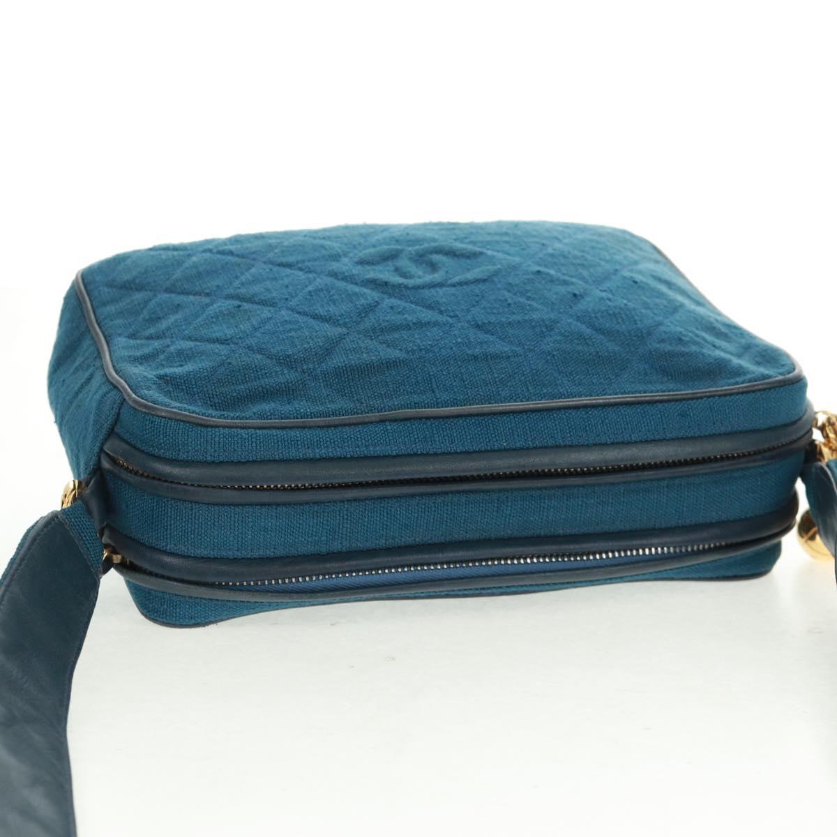 CHANEL Matelasse Shoulder Bag Canvas Navy Gold CC Auth 171908V