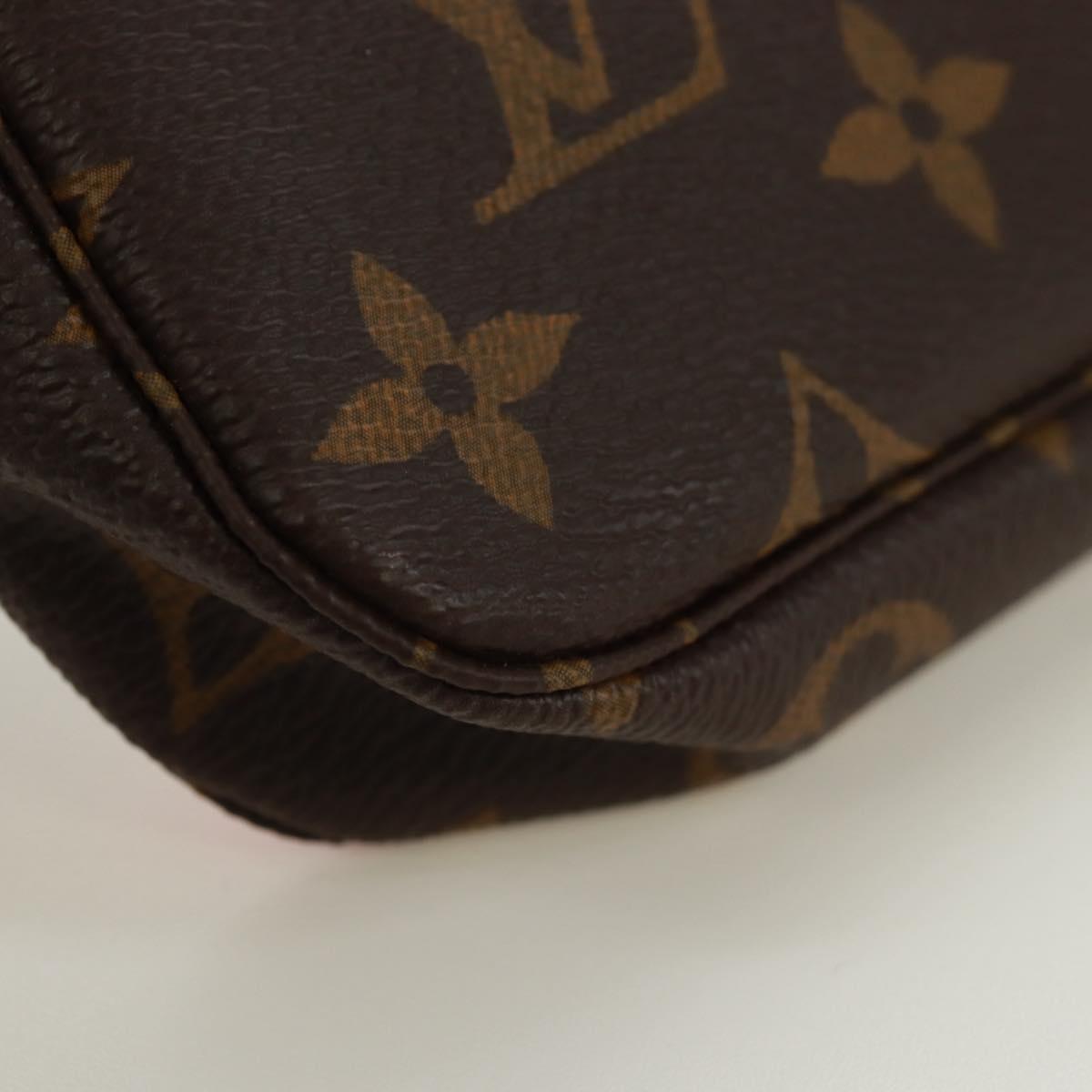 LOUIS VUITTON Monogram Giraffe Mini Pochette Accessoires M62087 LV Auth 172028M