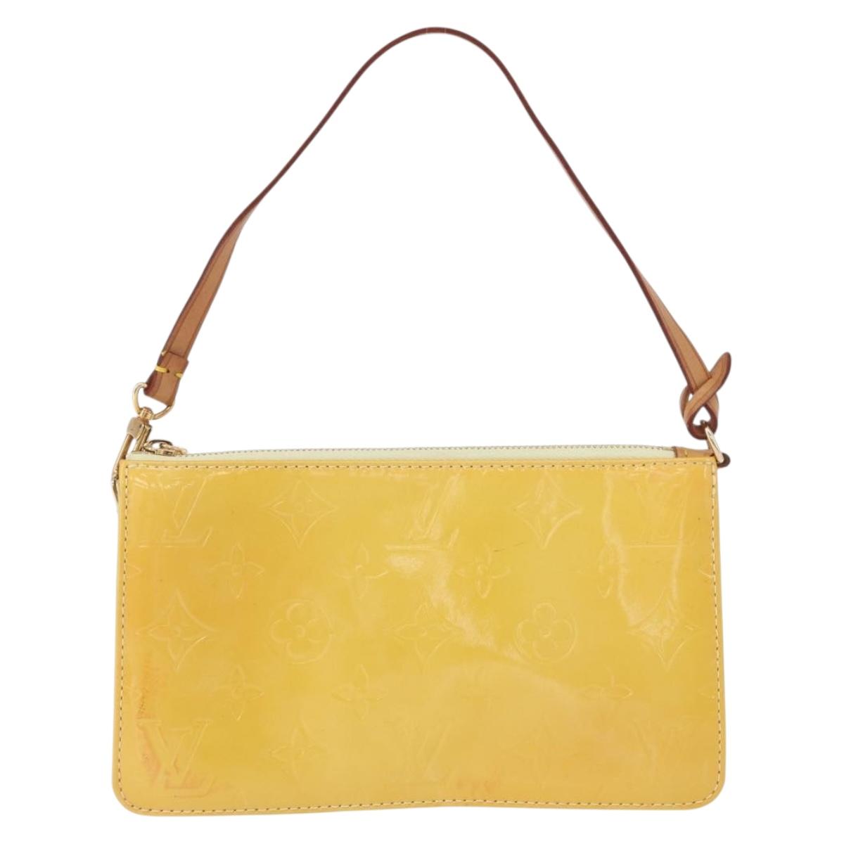 LOUIS VUITTON Vernis Lexington Accessory Pouch Lime Yellow M91058 Auth 172123