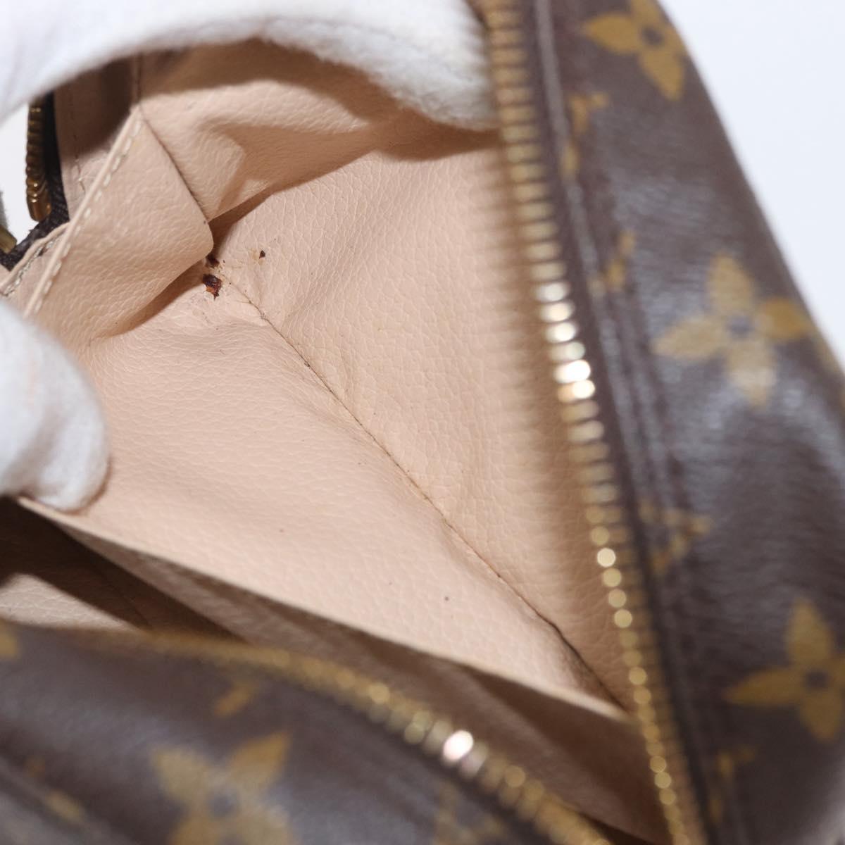 LOUIS VUITTON Monogram Trousse Toilette 18 Pouch M47526 LV Auth 172500A