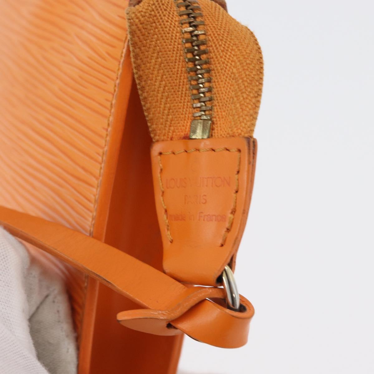 LOUIS VUITTON Epi Pochette Accessoires Pouch Orange Mandarin M5294H Auth 172673