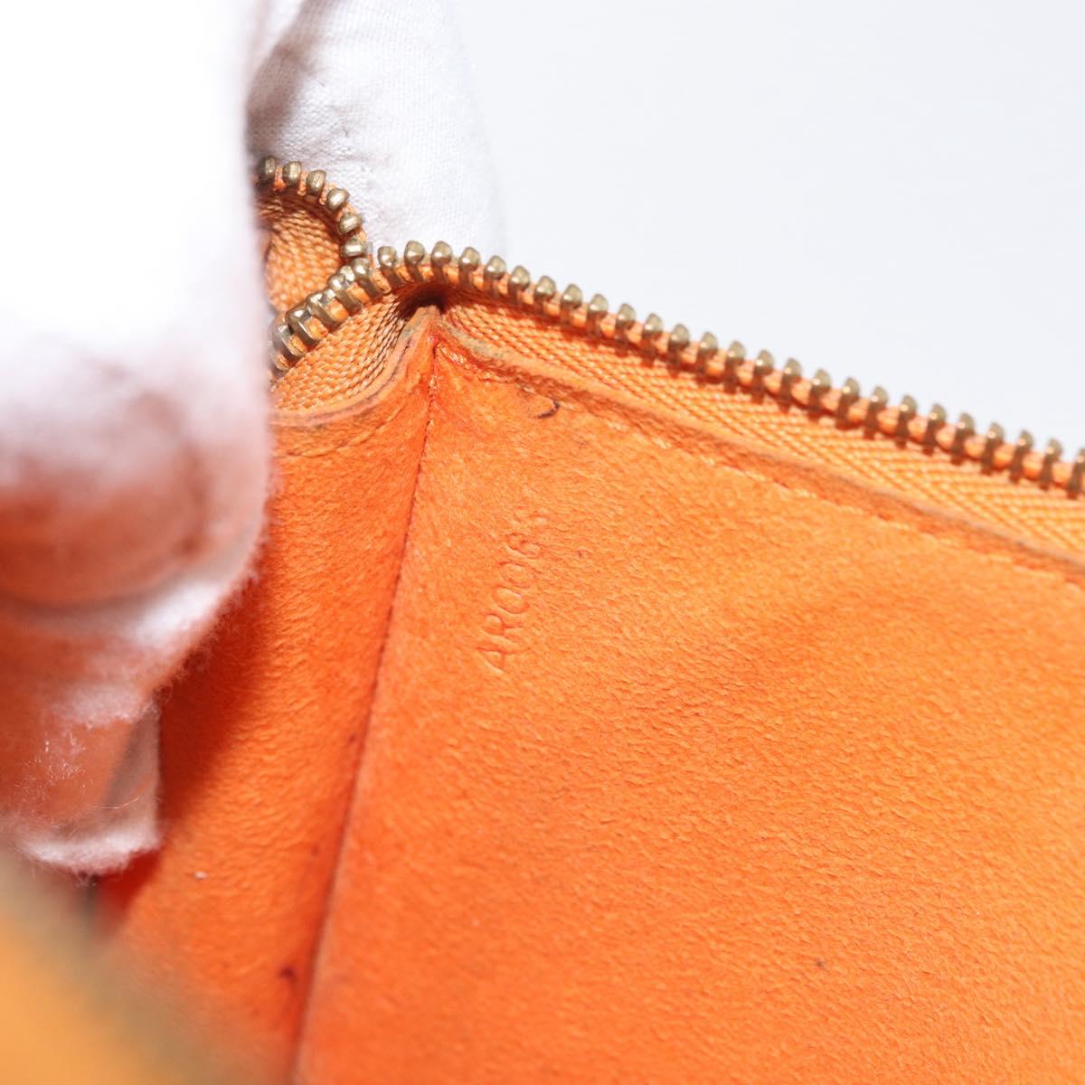 LOUIS VUITTON Epi Pochette Accessoires Pouch Orange Mandarin M5294H Auth 172673