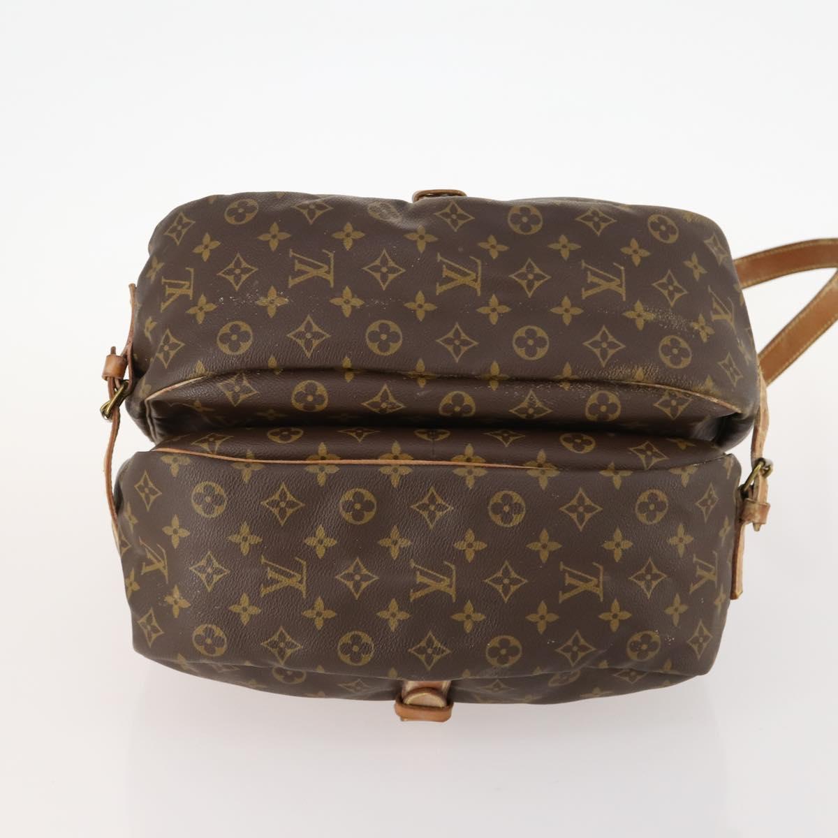 LOUIS VUITTON Monogram Saumur 35 Shoulder Bag M42254 LV Auth 172676