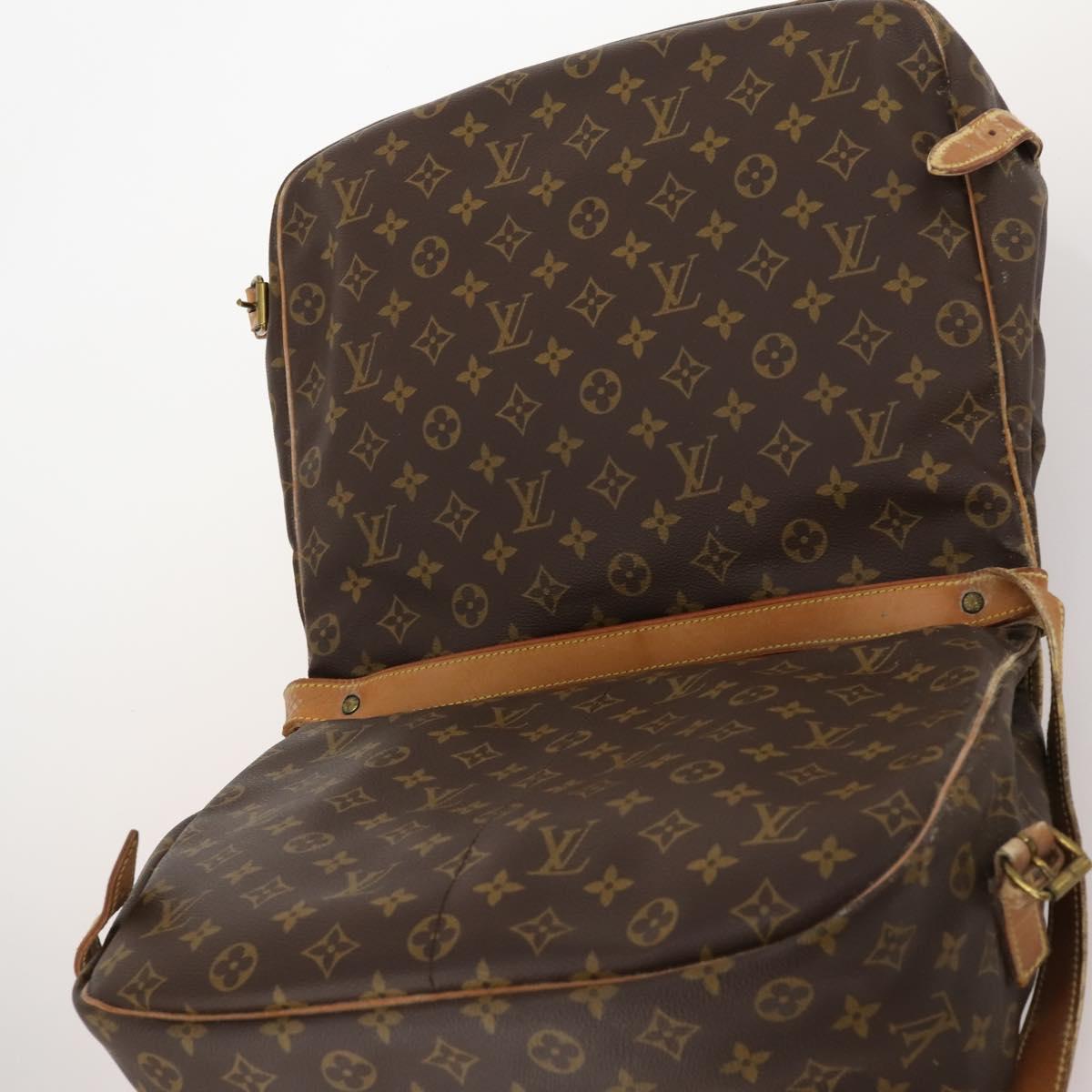LOUIS VUITTON Monogram Saumur 35 Shoulder Bag M42254 LV Auth 172676