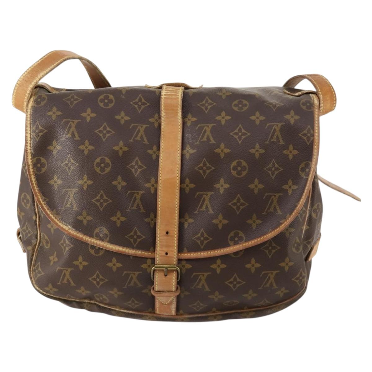 LOUIS VUITTON Monogram Saumur 35 Shoulder Bag M42254 LV Auth 172676