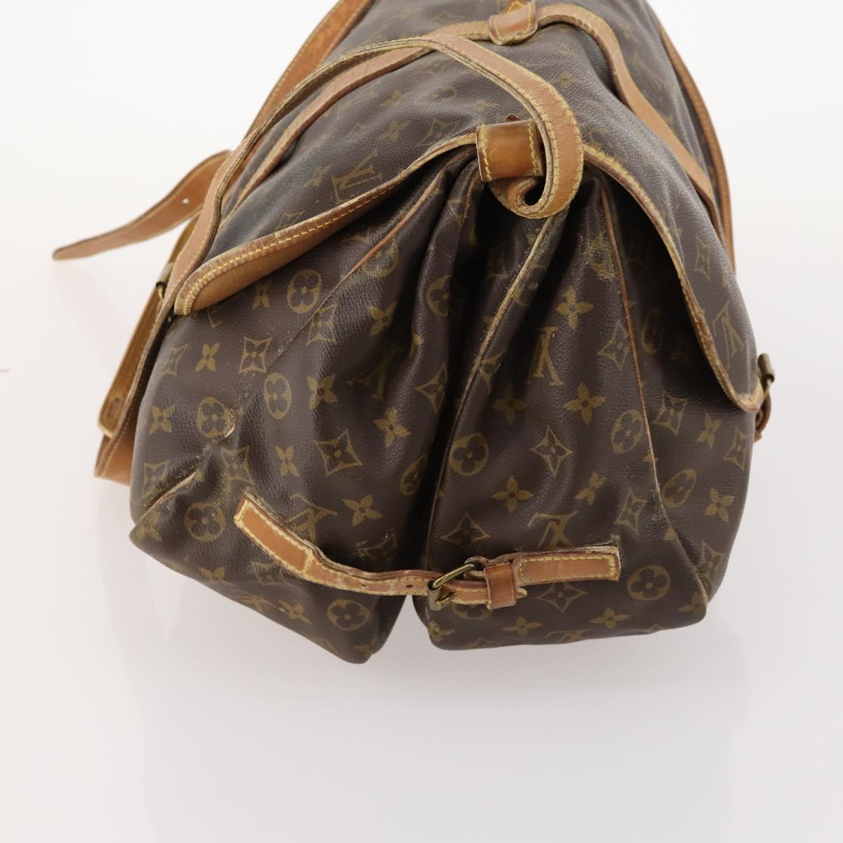 LOUIS VUITTON Monogram Saumur 35 Shoulder Bag M42254 LV Auth 172676