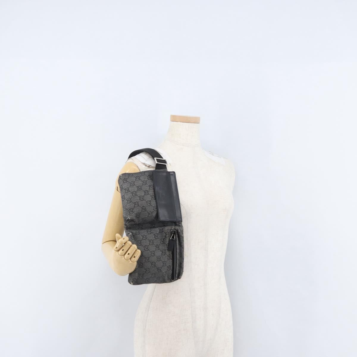 GUCCI GG Canvas Waist bag Black Silver 28566 Auth 172746