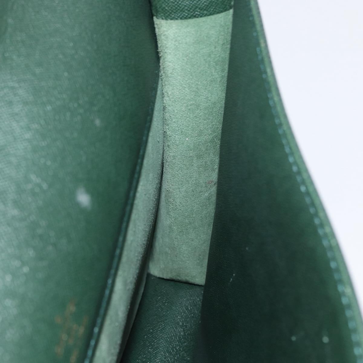 LOUIS VUITTON Taiga ServietteKourad Business Bag Epicea T16786 LV Auth 172881