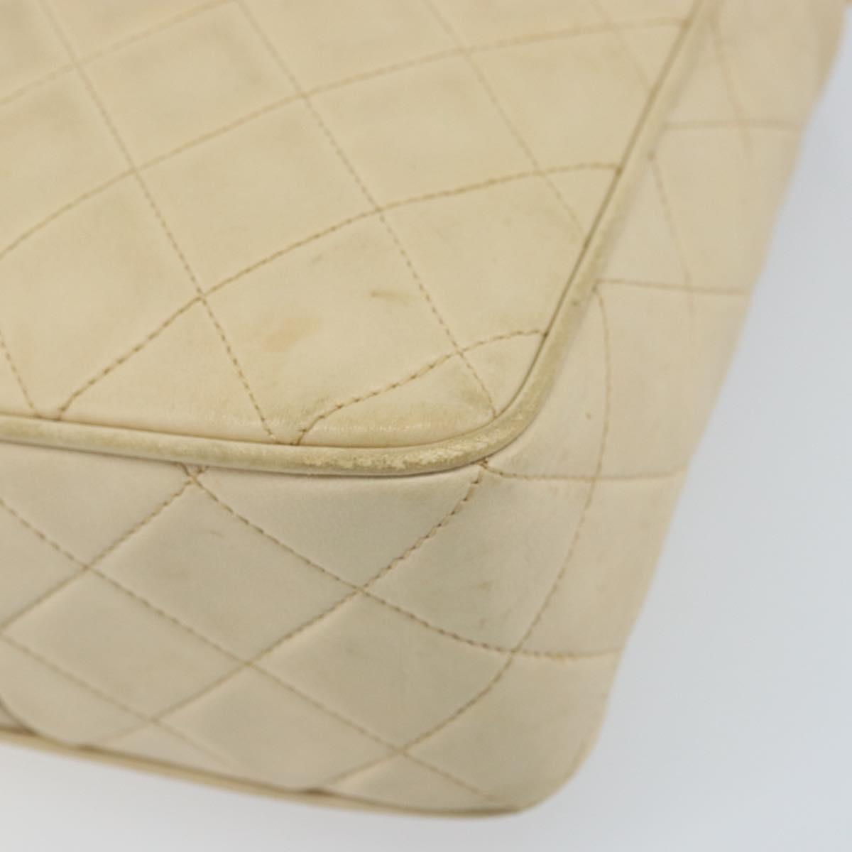 CHANEL Chain Matelasse Shoulder Bag Leather Beige Gold CC Auth 173120A