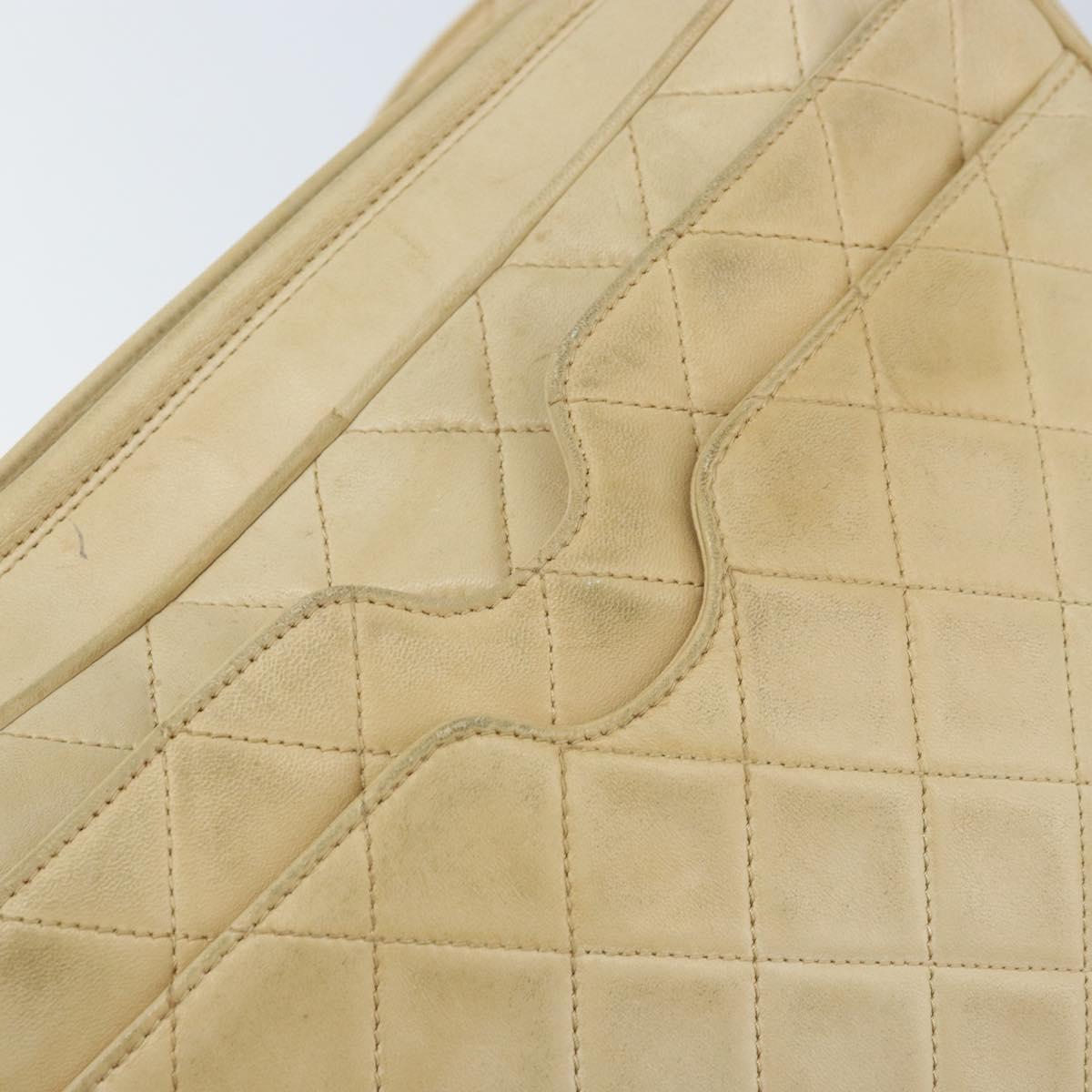 CHANEL Chain Matelasse Shoulder Bag Leather Beige Gold CC Auth 173120A