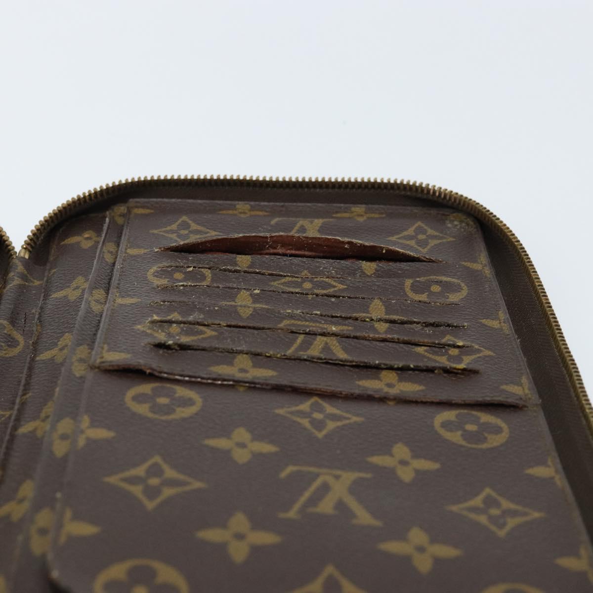 LOUIS VUITTON Monogram Poche Escapade Travel Case M60113 LV Auth 173221