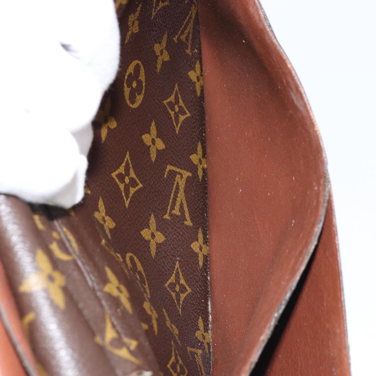 LOUIS VUITTON Monogram Poche Escapade Travel Case M60113 LV Auth 173221
