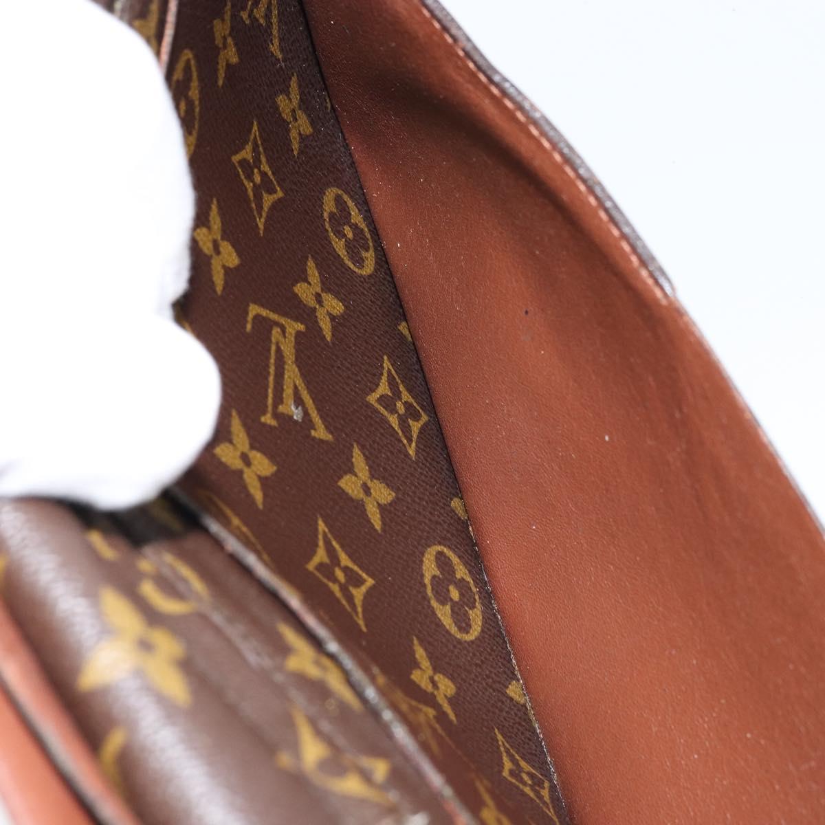 LOUIS VUITTON Monogram Poche Escapade Travel Case M60113 LV Auth 173221