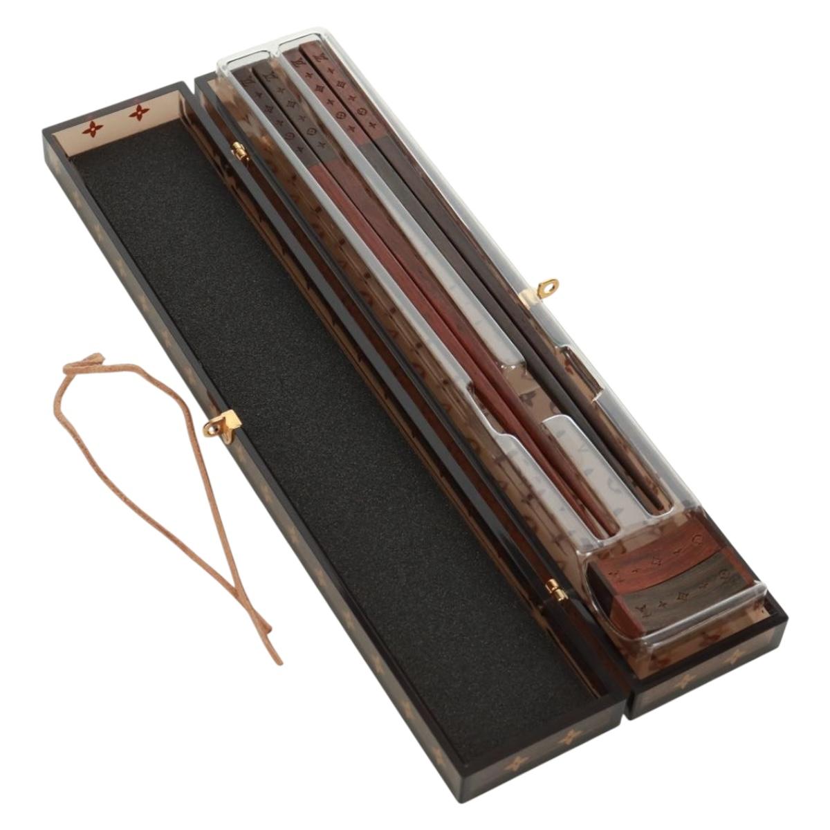 LOUIS VUITTON Monogram Chop Stick Wood Brown LV Auth 173258A