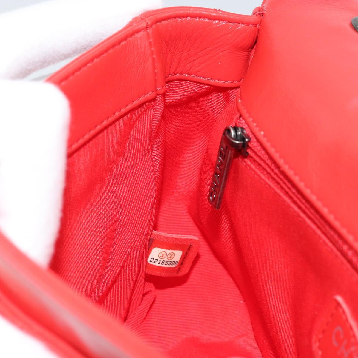 CHANEL Matelasse 25 Chain Shoulder Bag Calf Skin Red CC Auth 173308V