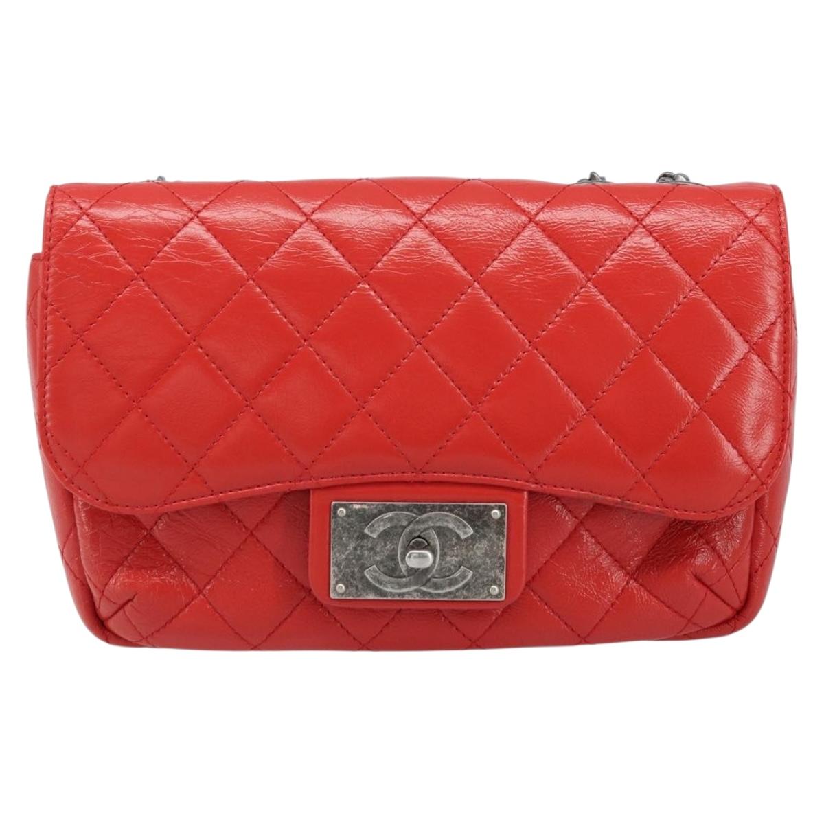 CHANEL Matelasse 25 Chain Shoulder Bag Calf Skin Red CC Auth 173308V