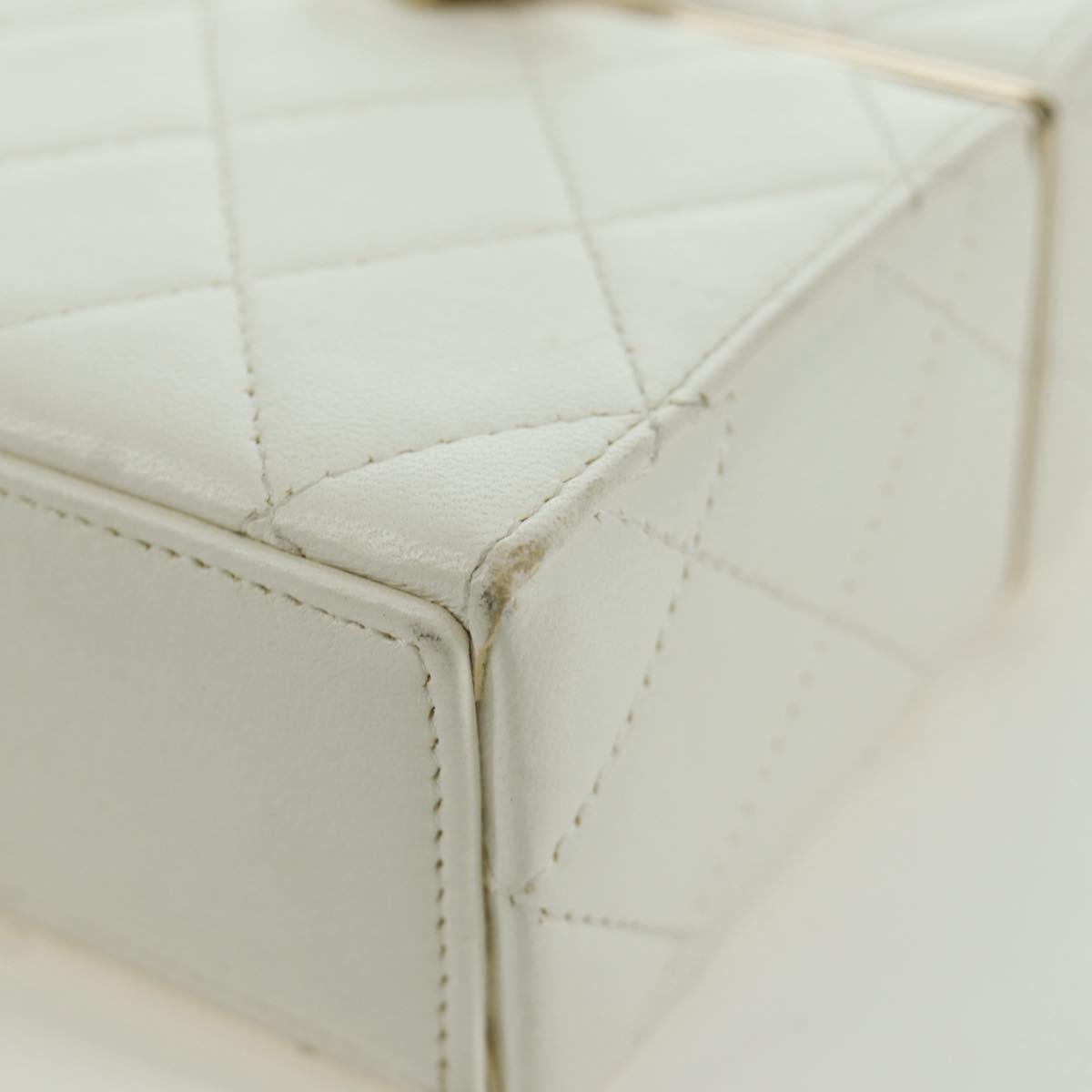 CHANEL Matelasse Chain Shoulder Bag Lamb Skin White Gold CC Auth 173442SAM