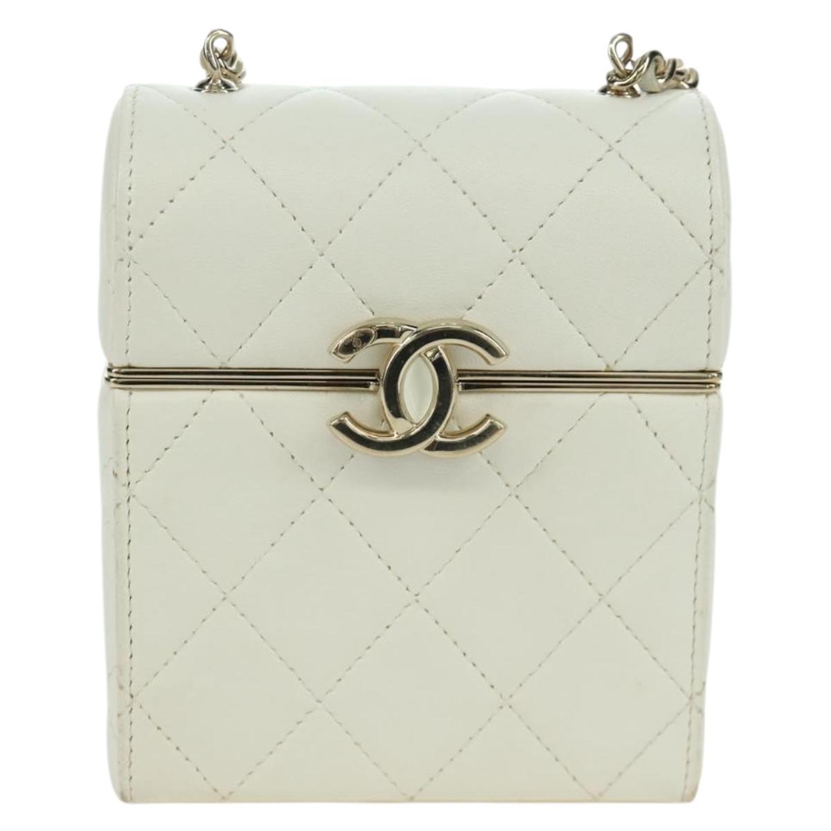 CHANEL Matelasse Chain Shoulder Bag Lamb Skin White Gold CC Auth 173442SAM