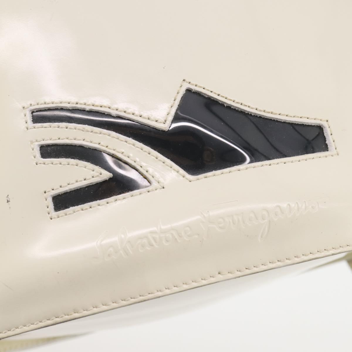 Salvatore Ferragamo Backpack Patent leather White Gold Auth 173783