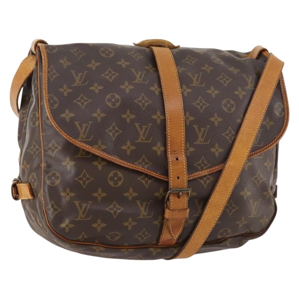 LOUIS VUITTON Monogram Saumur 35 Shoulder Bag M42254 LV Auth 173977