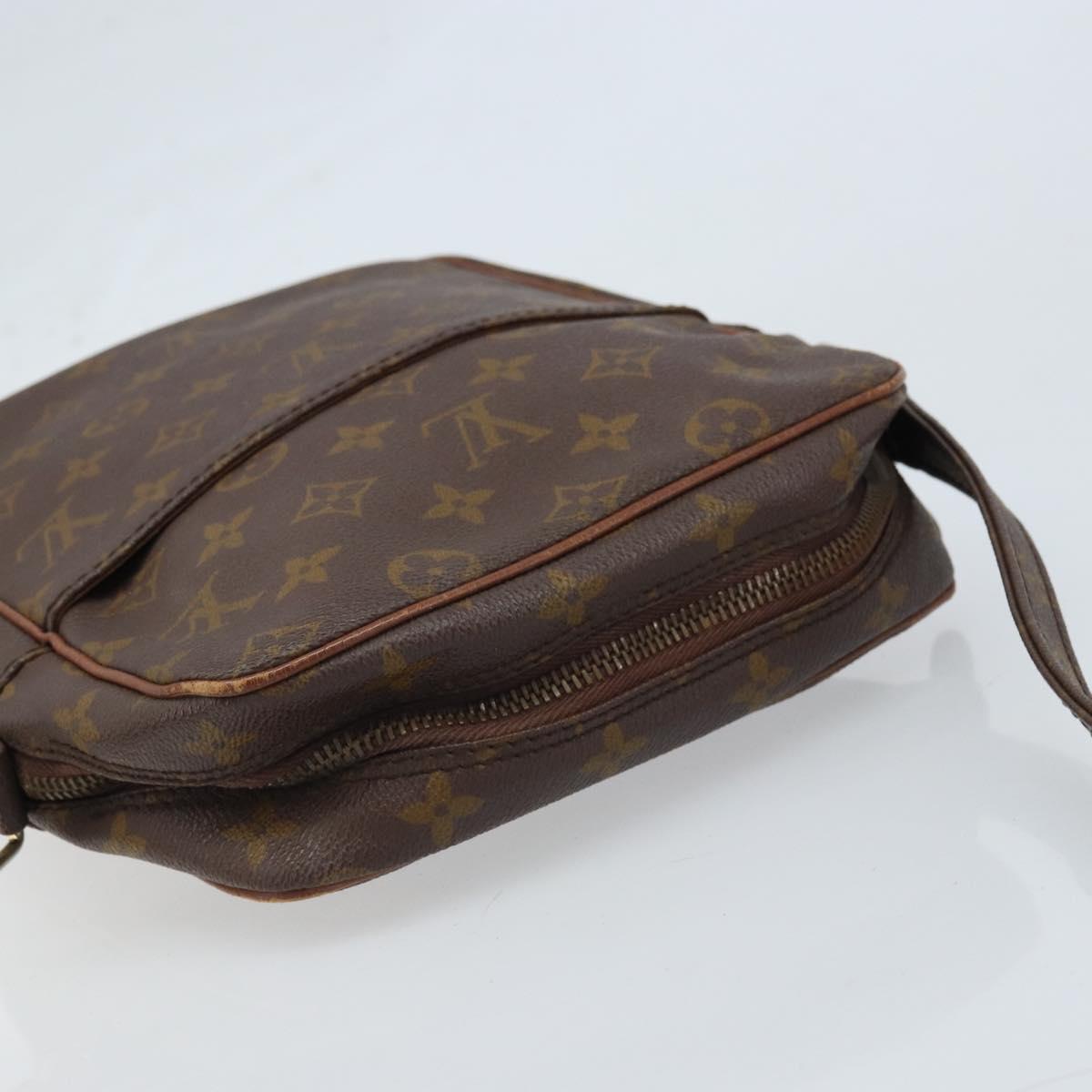 LOUIS VUITTON Monogram Petit Marceau Shoulder Bag Vintage No.71 LV Auth 174079