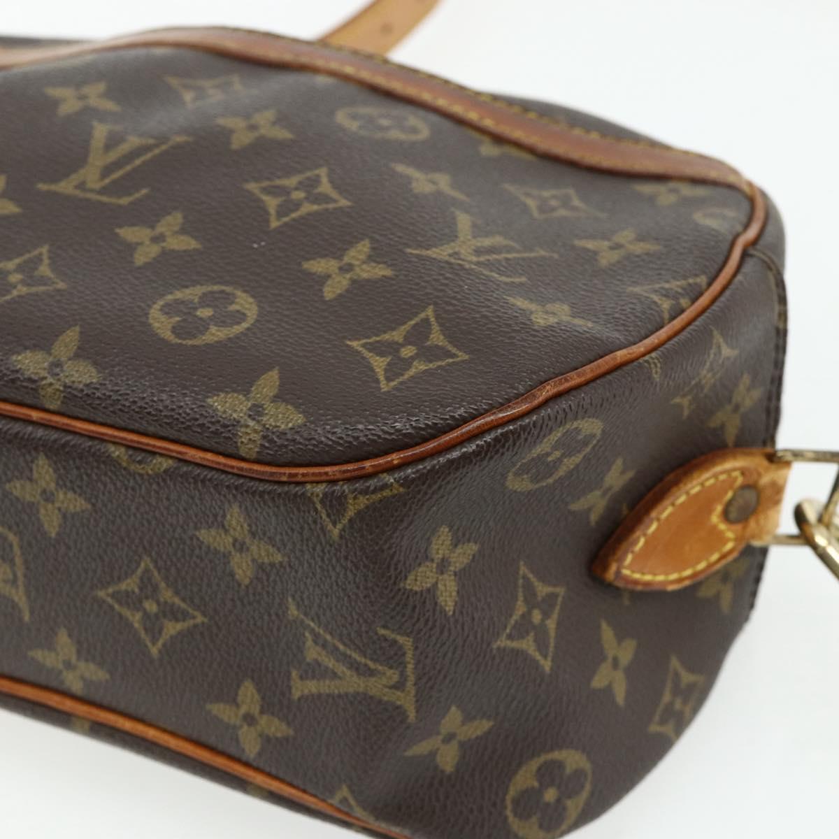 LOUIS VUITTON Monogram Blois Shoulder Bag M51221 LV Auth 175076