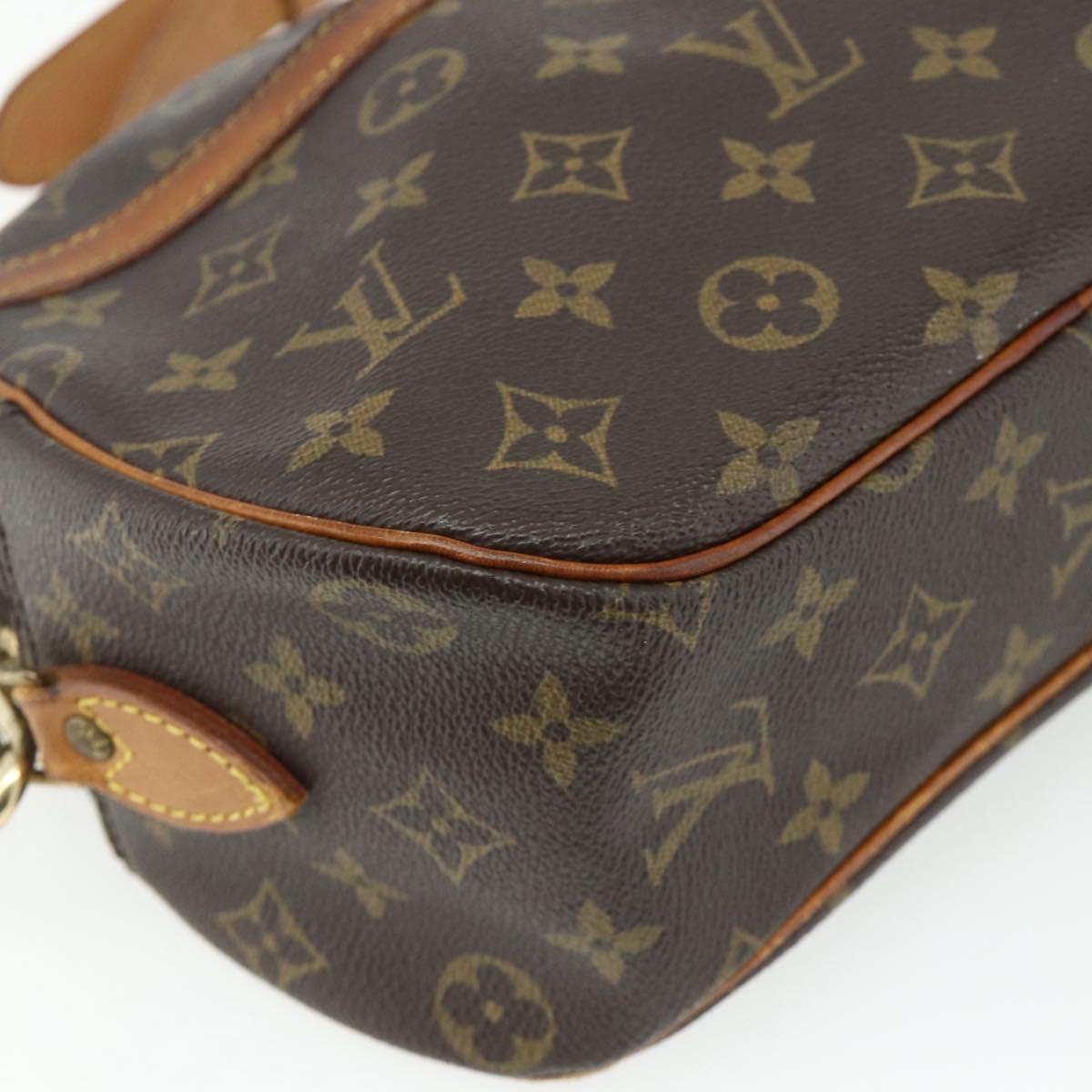 LOUIS VUITTON Monogram Blois Shoulder Bag M51221 LV Auth 175076
