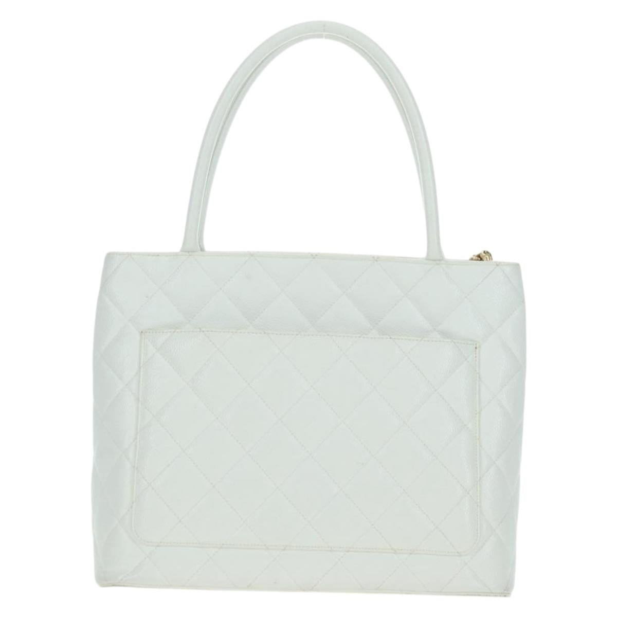 CHANEL Matelasse Reprint Tote Bag Caviar Skin White Gold CC Auth 175127V