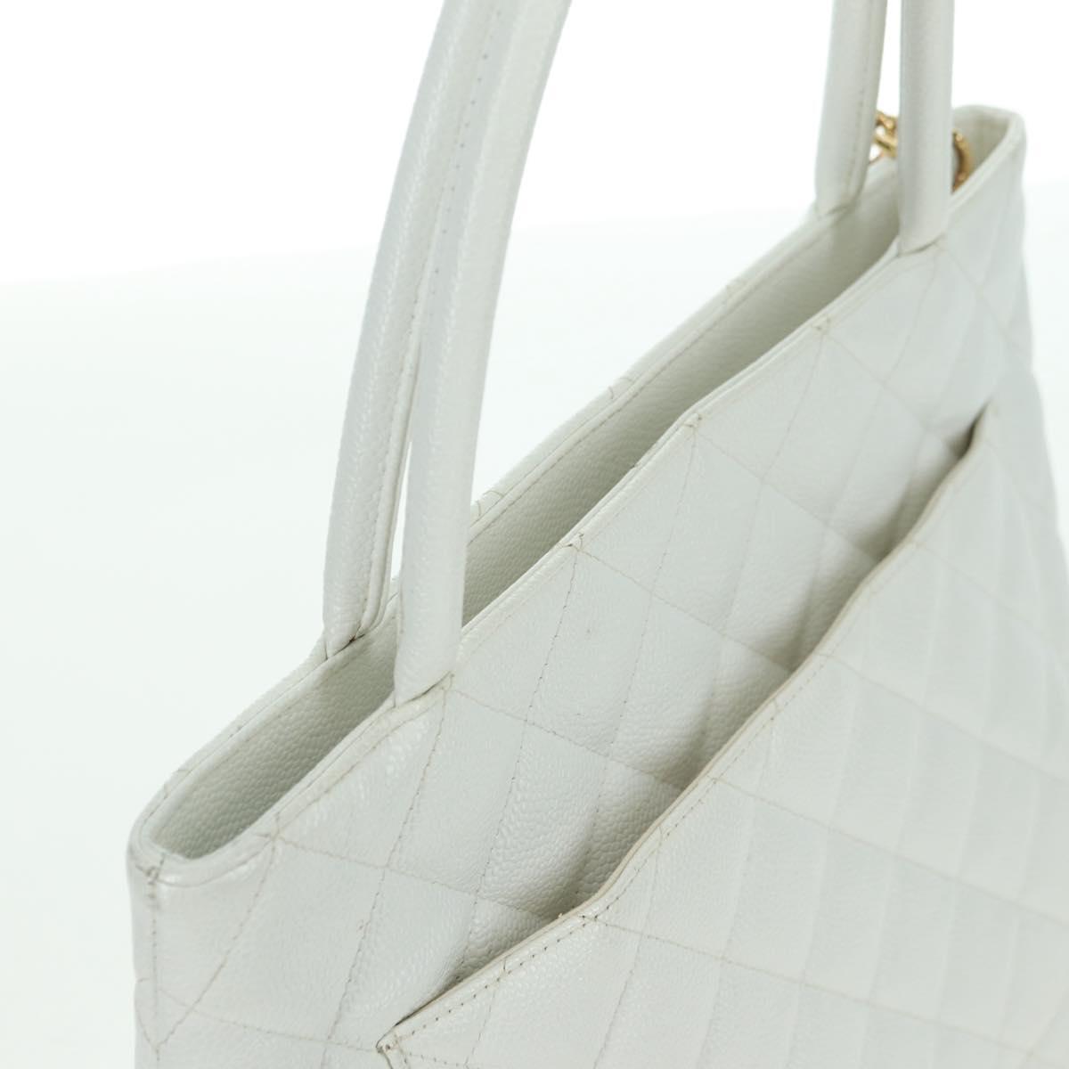 CHANEL Matelasse Reprint Tote Bag Caviar Skin White Gold CC Auth 175127V