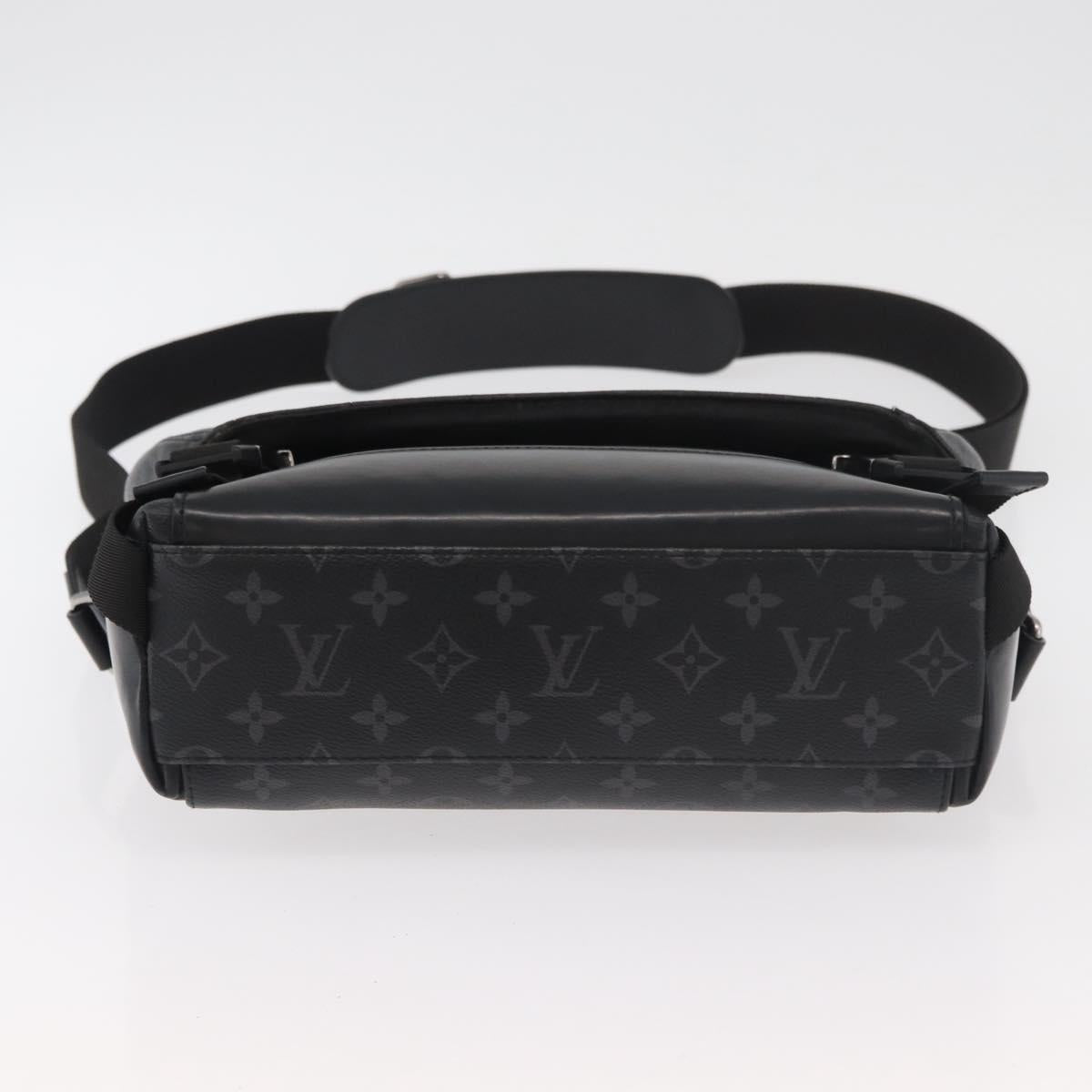 LOUIS VUITTON Monogram Eclipse Messenger Voyage PM Bag M40511 LV Auth 175908