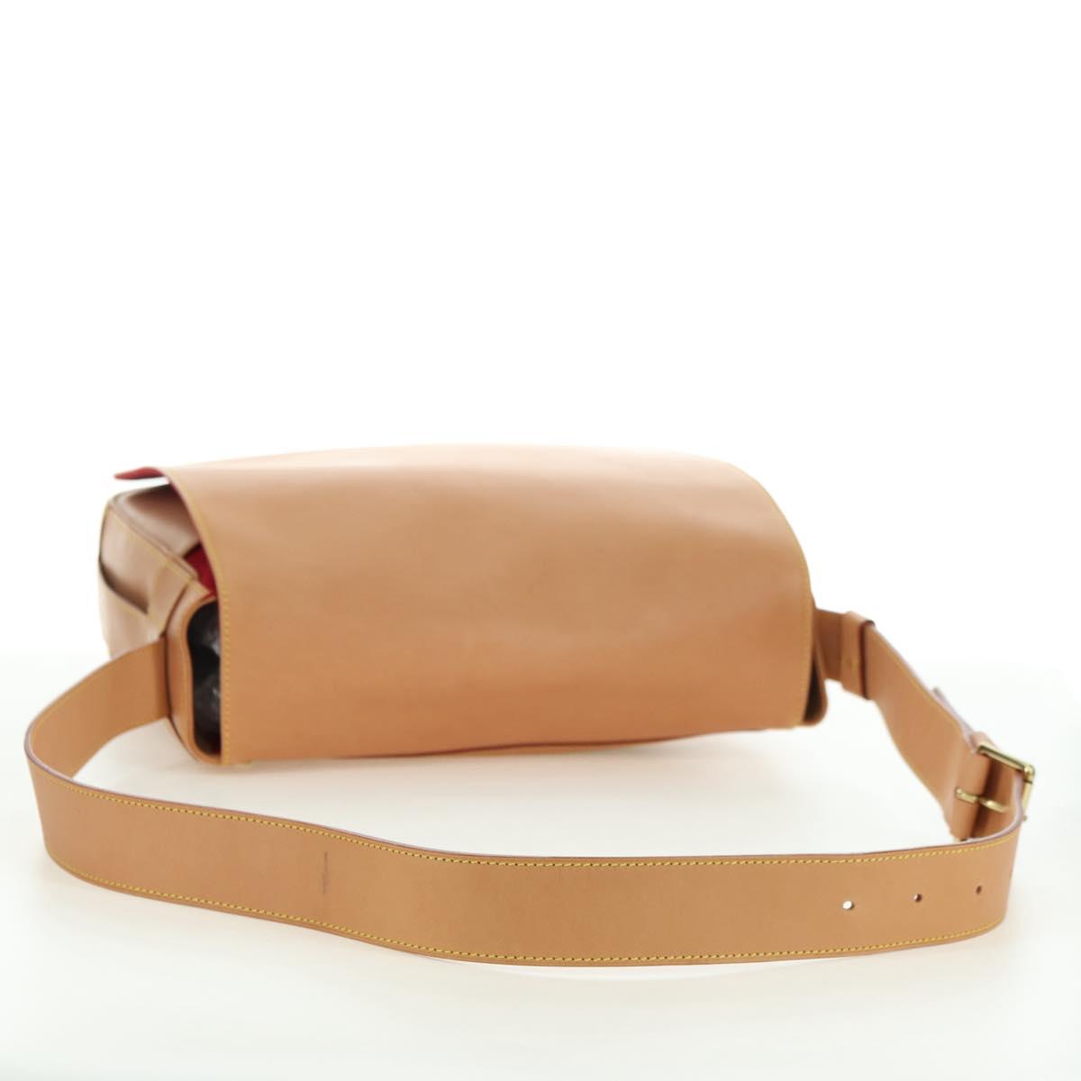 LOUIS VUITTON Nomad SPO Abbesses Shoulder Bag Beige LV Auth 176029SAV