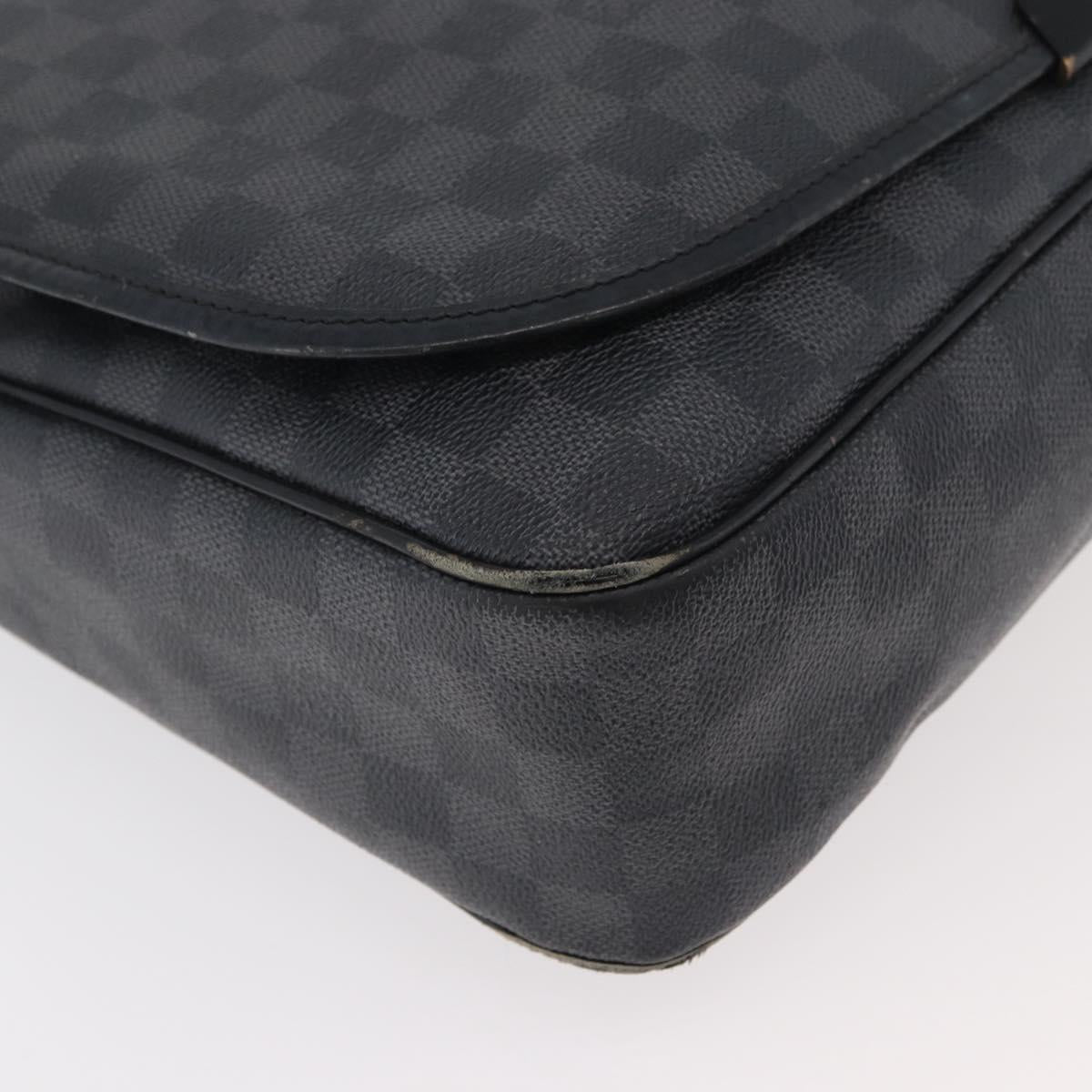 LOUIS VUITTON Damier Graphite Daniel GM Shoulder Bag N58033 LV Auth 176159