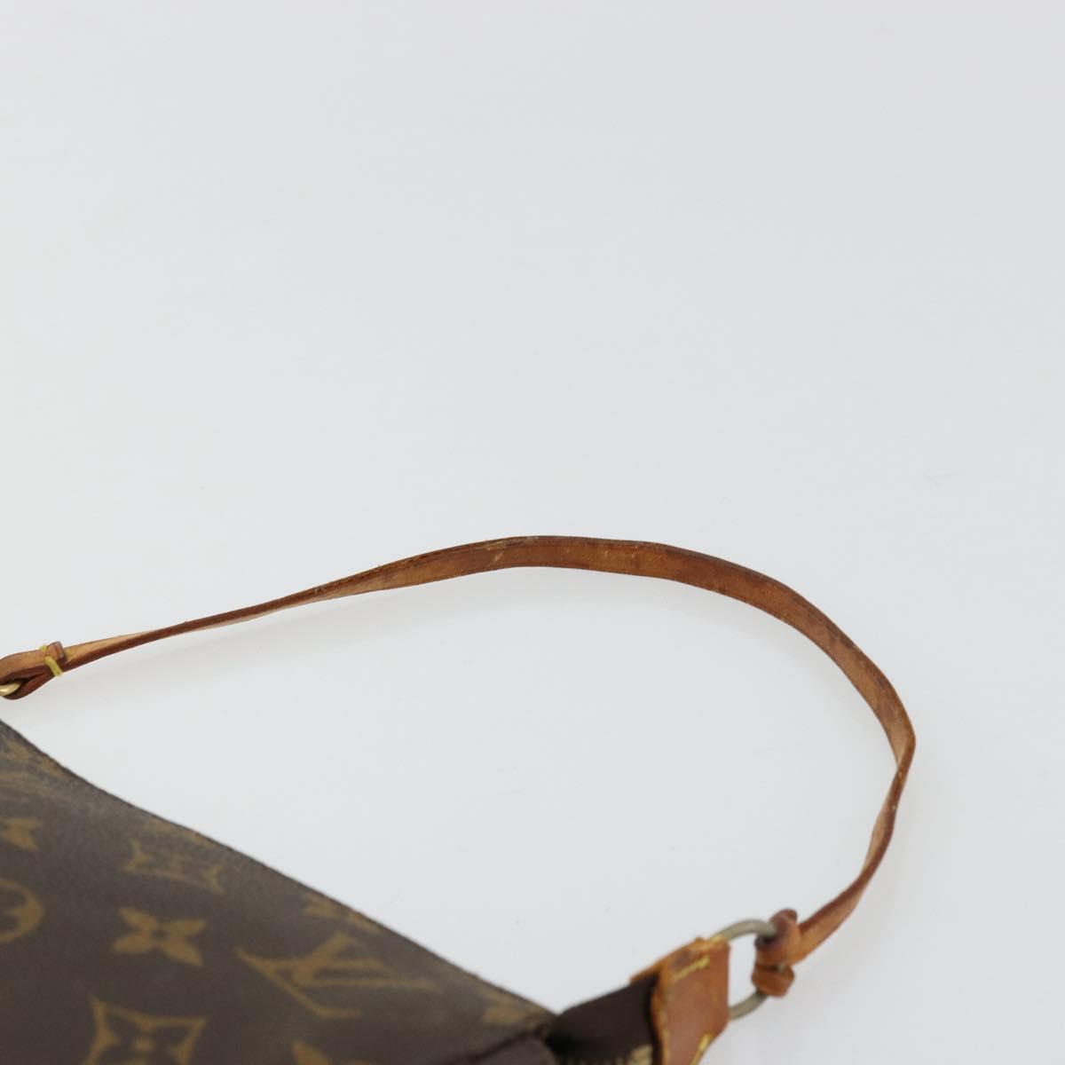 LOUIS VUITTON Monogram Pochette Accessoires Pouch M51980 LV Auth 176379