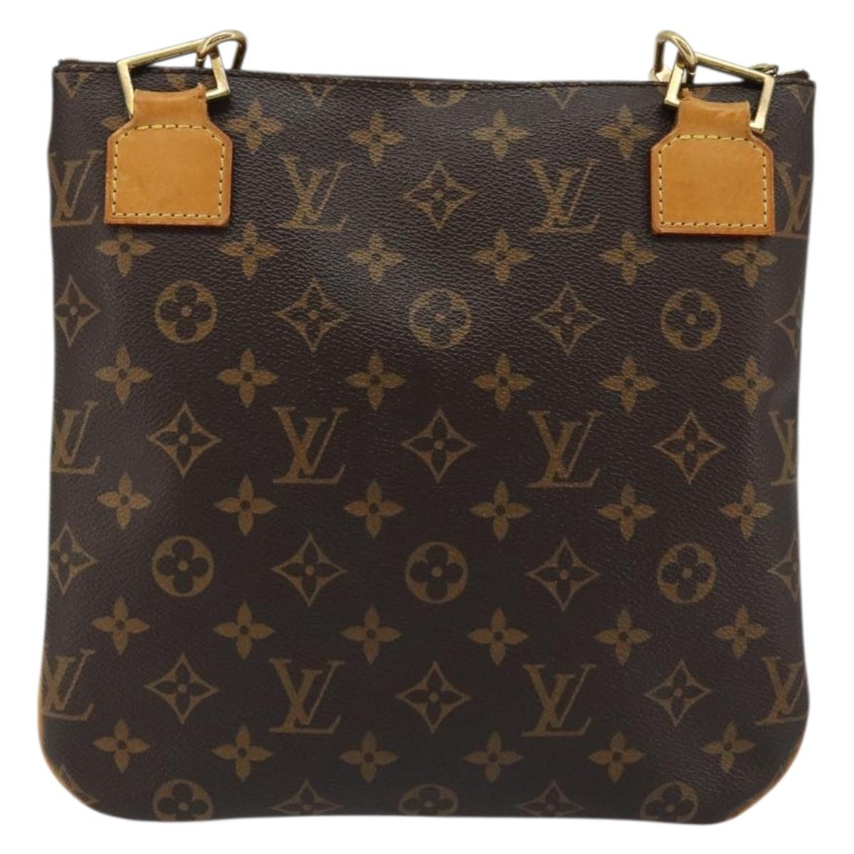 LOUIS VUITTON Monogram Pochette Bosphore Shoulder Bag M40044 LV Auth 176820
